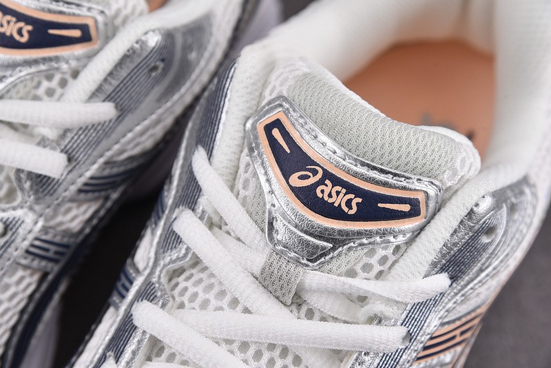 As*ic*s Gel-Kayano 14 1202A056-103