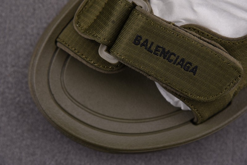 Balenciag* Sandal 27