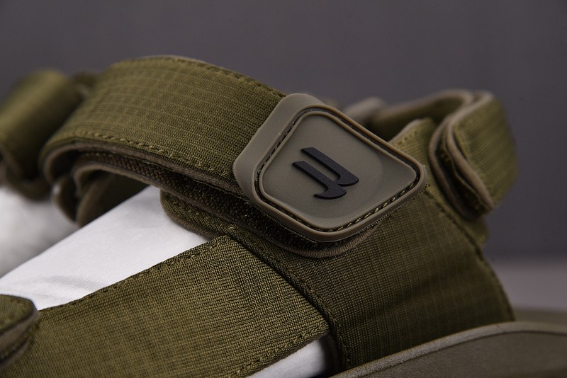 Balenciag* Sandal 27