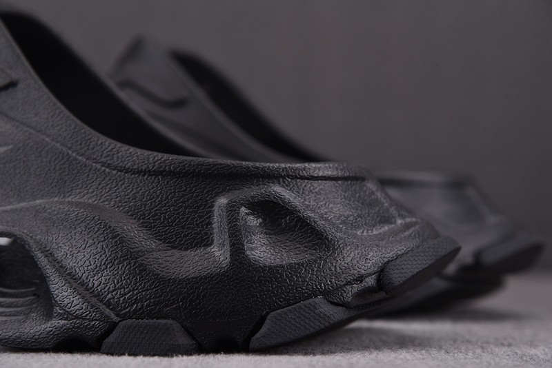 BALENCIAG* SANDAL 37