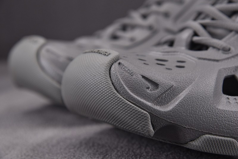 BALENCIAG* SANDAL 33