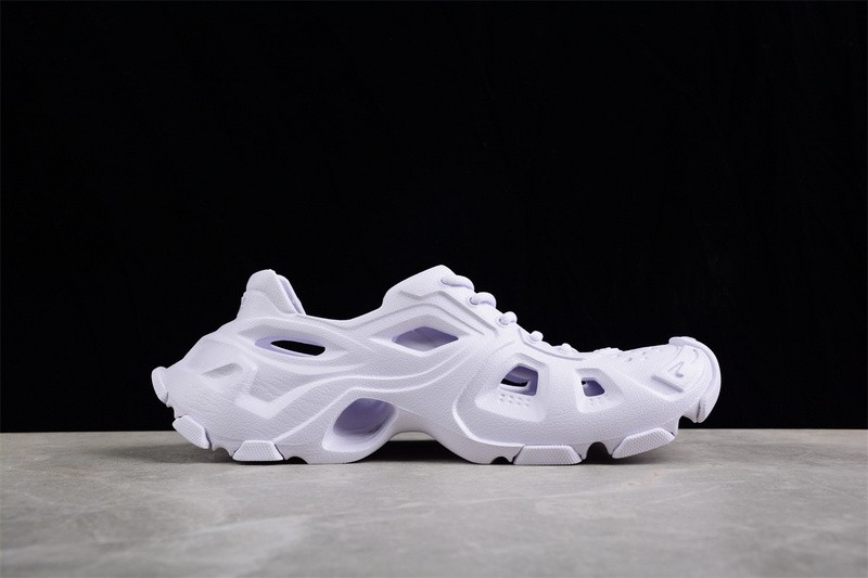 BALENCIAG* SANDAL 31