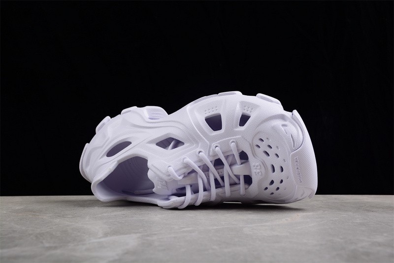 BALENCIAG* SANDAL 31
