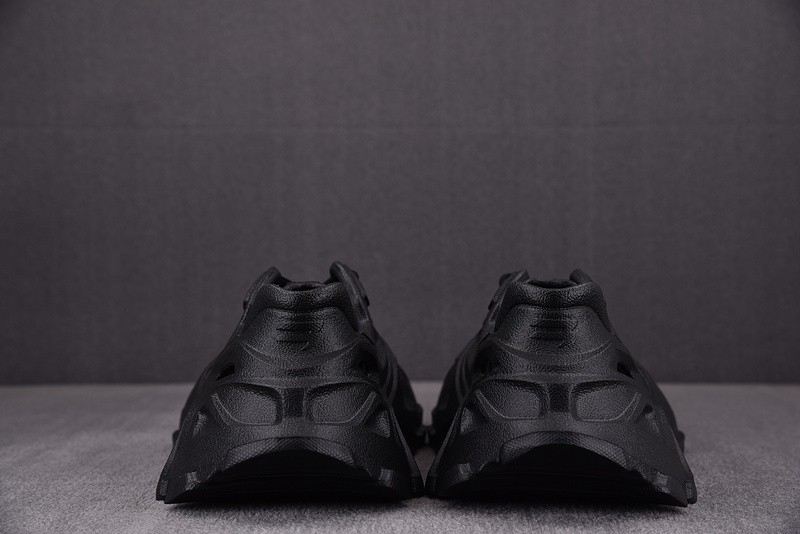 BALENCIAG* SANDAL 30