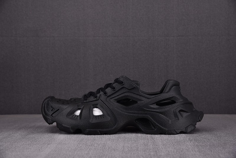 BALENCIAG* SANDAL 30
