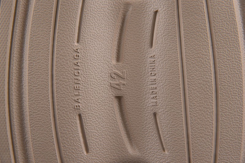 BALENCIAG* SANDAL 29