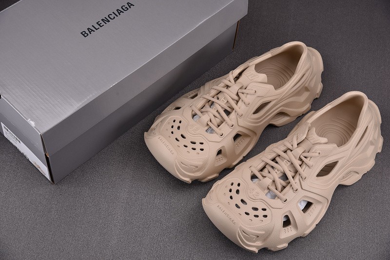 BALENCIAG* SANDAL 29