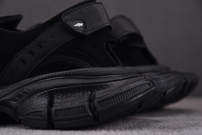 BALENCIAG* SANDAL 47