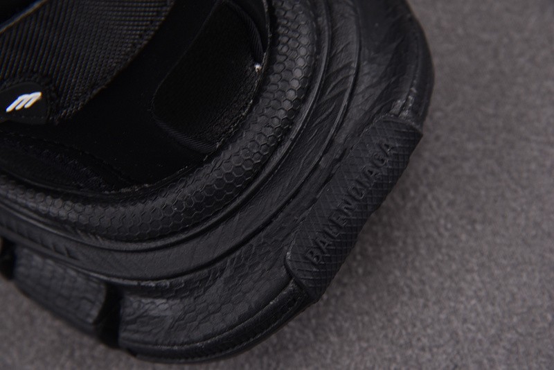 BALENCIAG* SANDAL 47