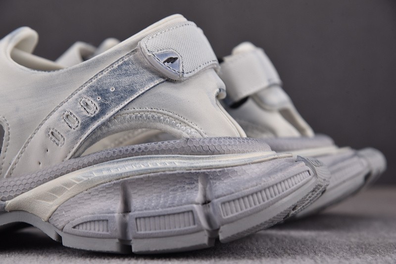 BALENCIAG* SANDAL 46