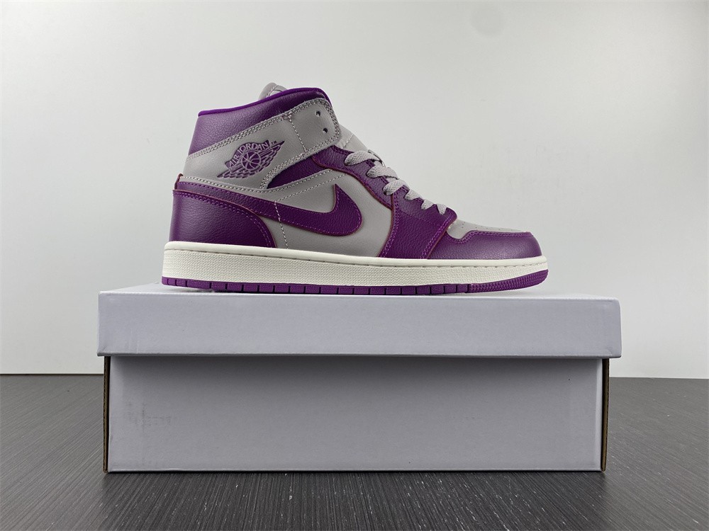 Air Jordan 1 Mid Magenta WMNS BQ6472-501