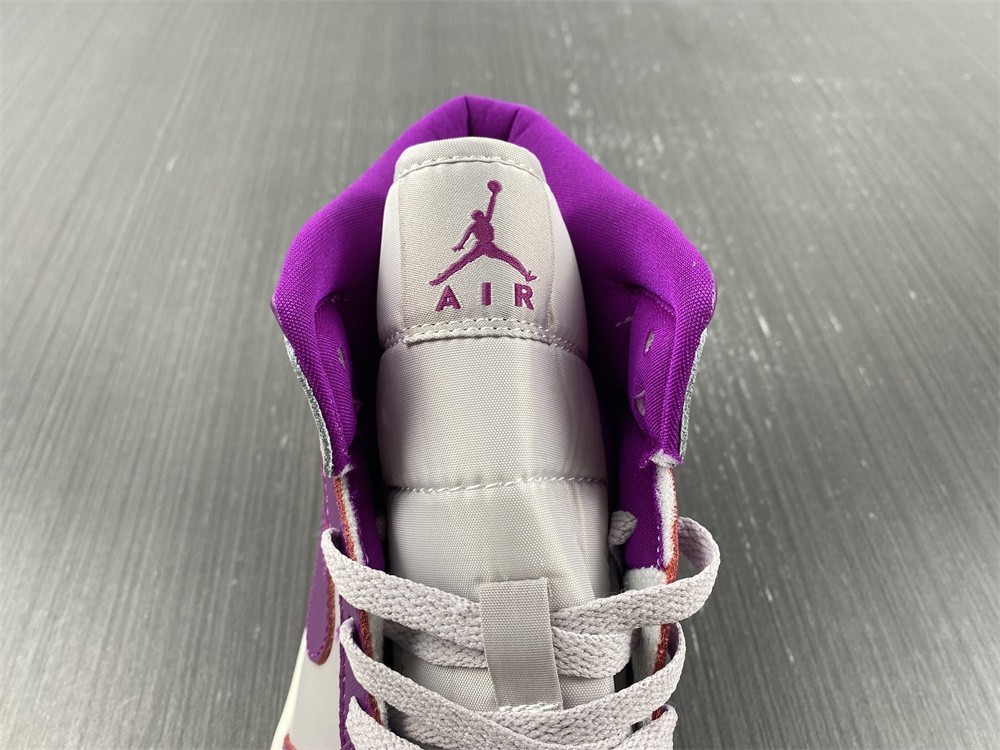 Air Jordan 1 Mid Magenta WMNS BQ6472-501