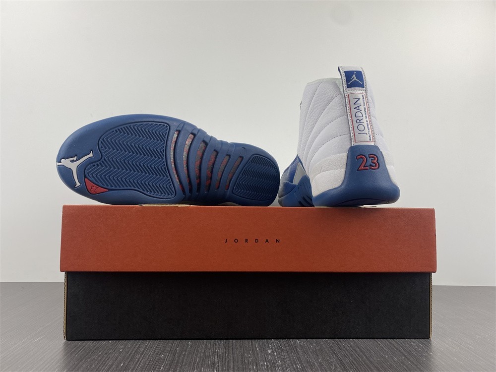 Air Jordan 12 Retro