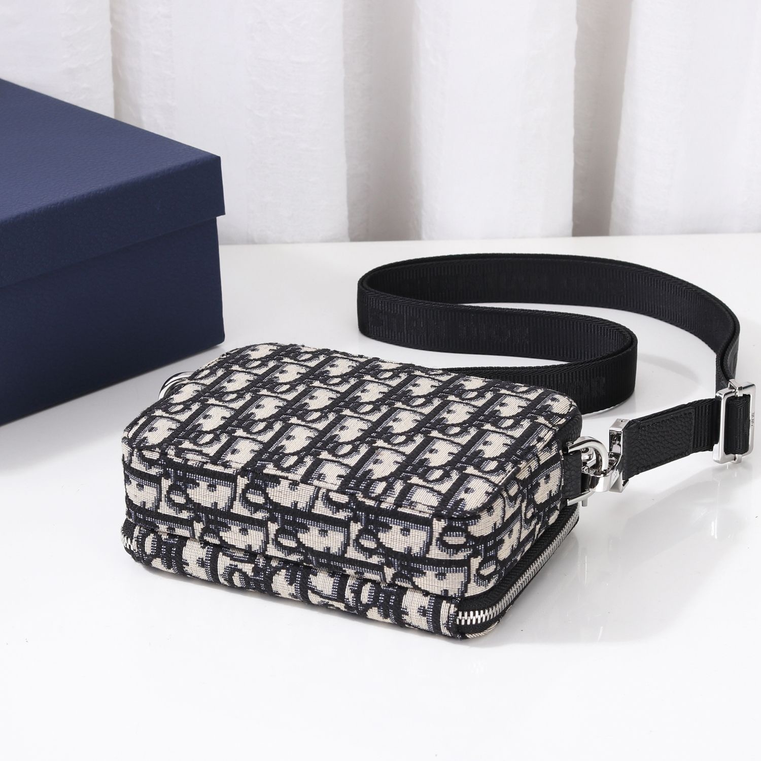 D*0r BAG2