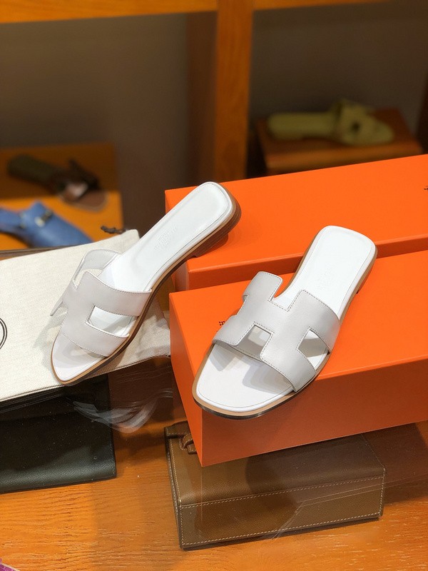 Herme* Sandal18