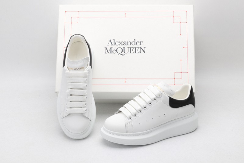 Ale*d*r MCQ63