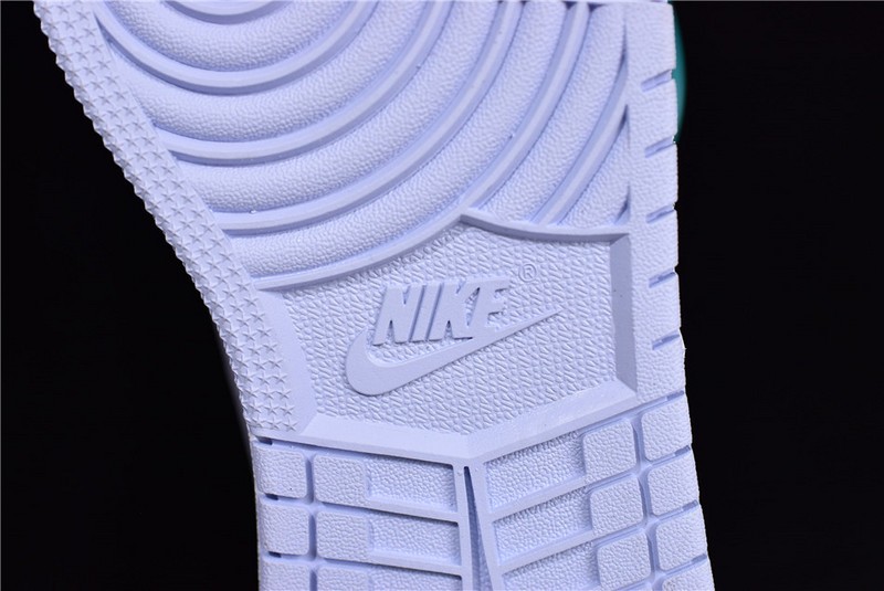 Jordan 1 Low Oxygen Purple (GS)  554723-505