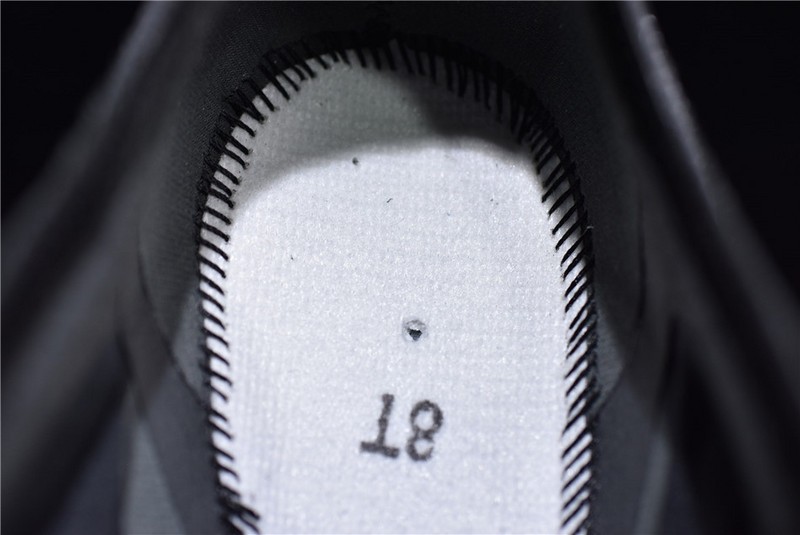 Air VaporMax 2019 Throwback Future  AR6631-001