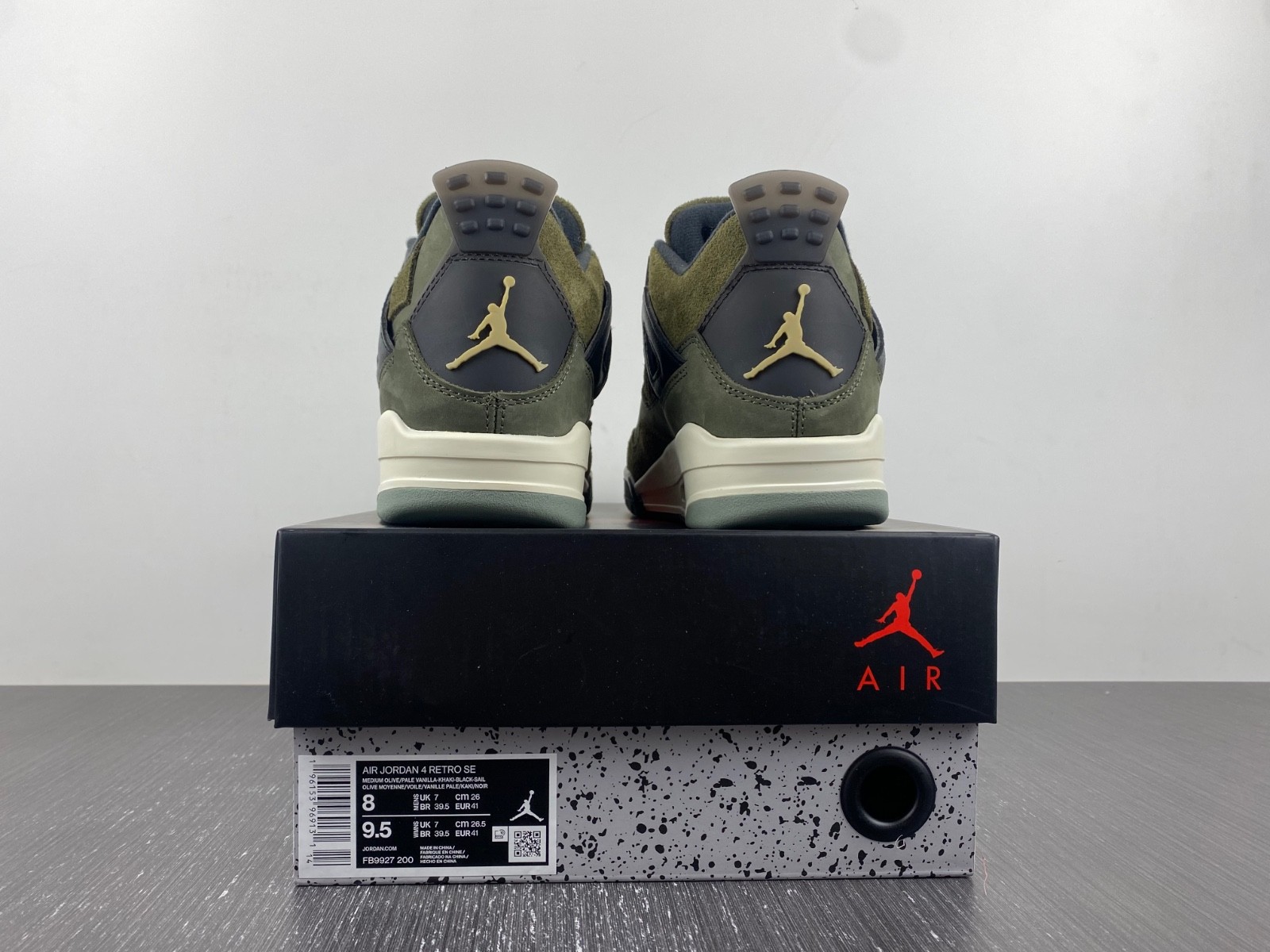 Air Jordan 4 Craft "Medium Olive" FB9927-200