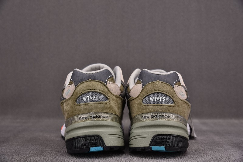 NEW BALANCE 992 NB000007