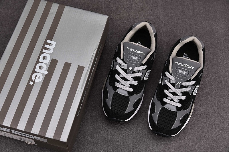 NEW BALANCE 992 NB000006