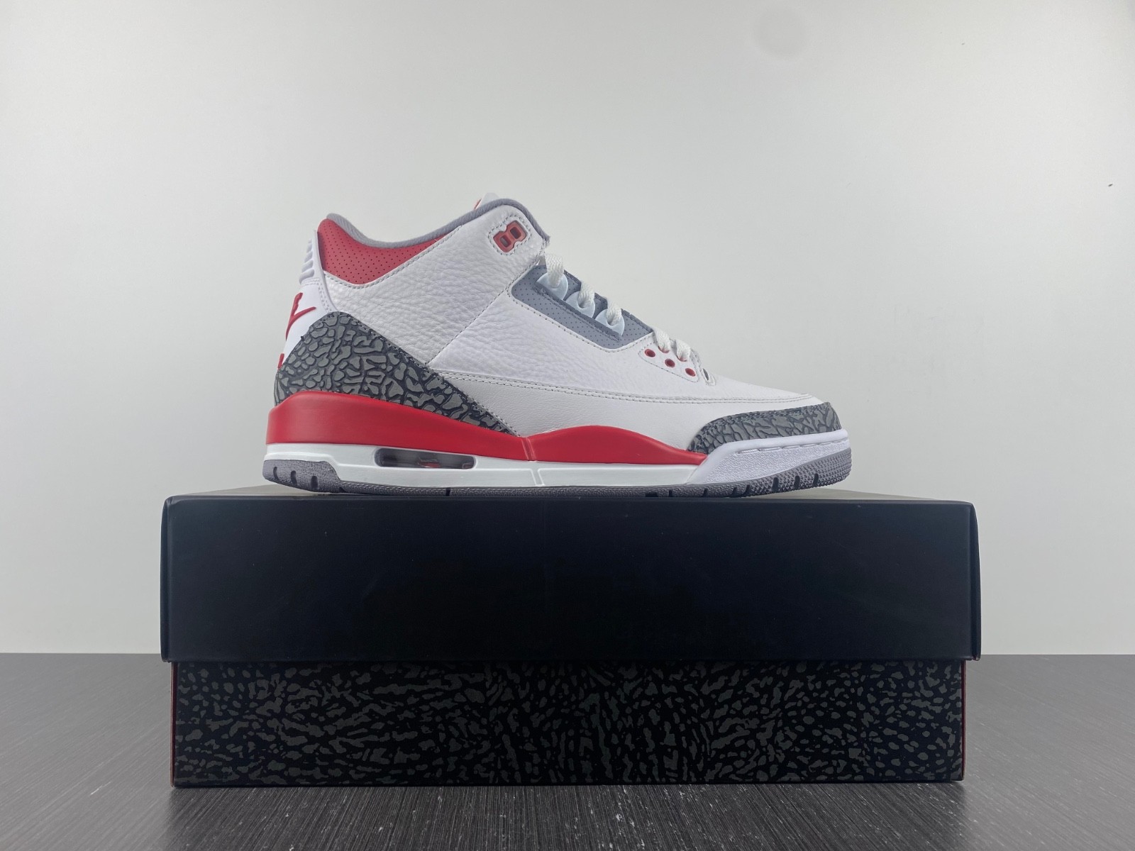 AIR JORDAN 3 OG FIRE RED 2022 DN3707-160