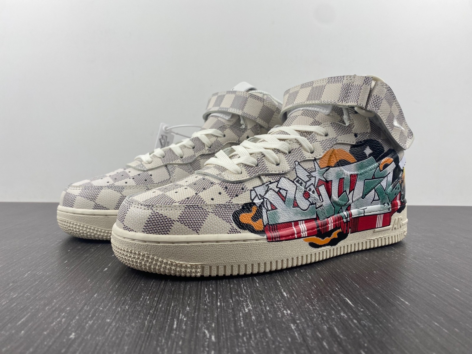 Nike Air Force 1 Mid x L0*is V*t0n LV 
