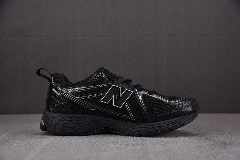 NEW BALANCE 1906R NB000038