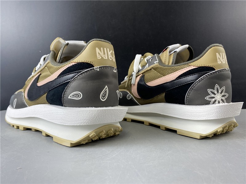 Travis Scott x Sacai x Nike LDV Waffle Daybreak"  BV5053-001