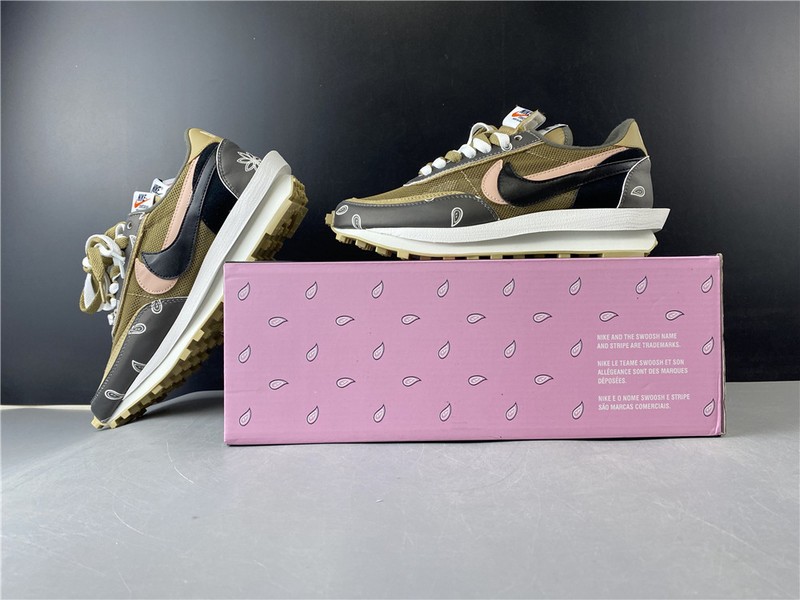 Travis Scott x Sacai x Nike LDV Waffle Daybreak"  BV5053-001