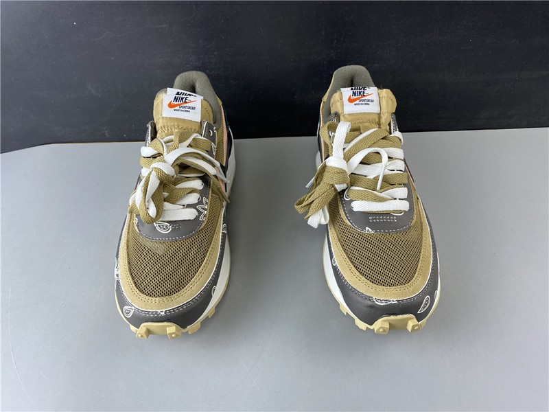 Travis Scott x Sacai x Nike LDV Waffle Daybreak"  BV5053-001
