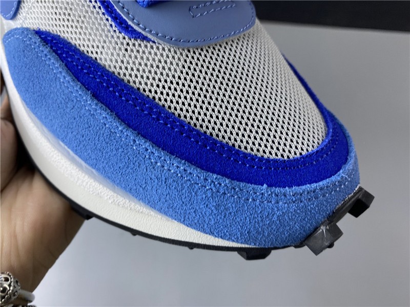 NIKE LD WAFFLE SACAI white BLUE lake BV2552-401