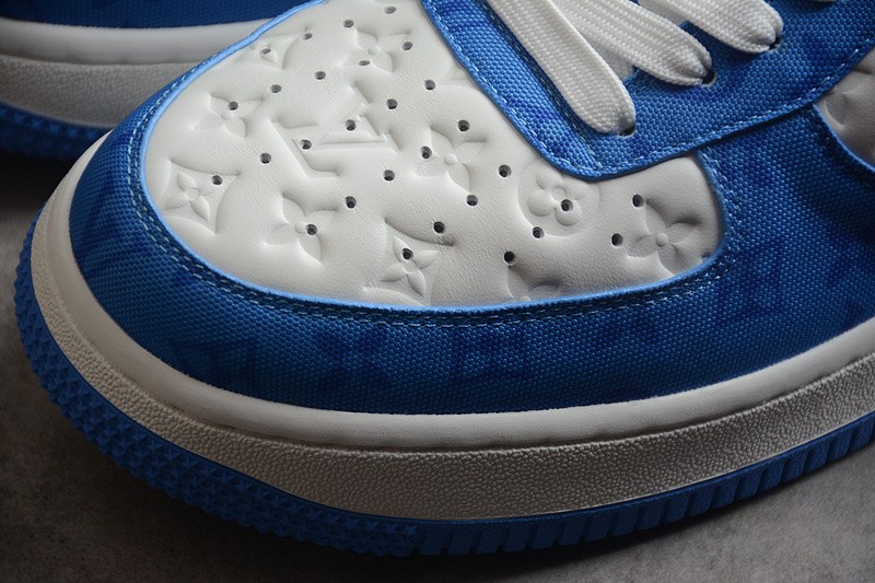 NIKE LOW AIR FORCE 1 X LV bule white