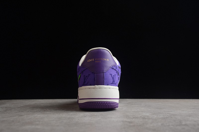 NIKE LOW AIR FORCE 1 X LV purple white