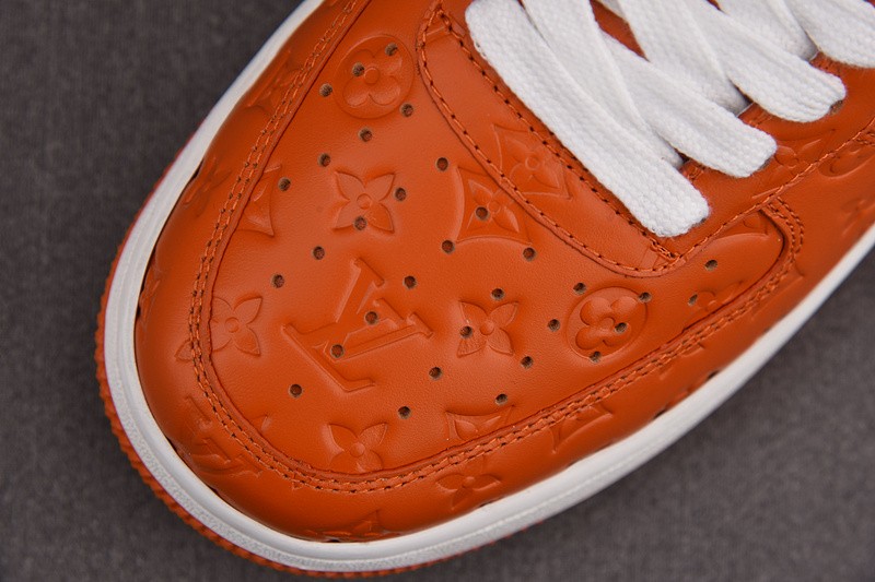 NIKE LOW AIR FORCE 1 X LV orange