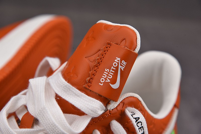 NIKE LOW AIR FORCE 1 X LV orange