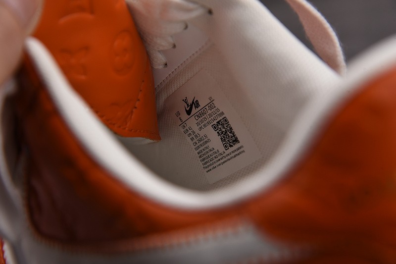 NIKE LOW AIR FORCE 1 X LV orange