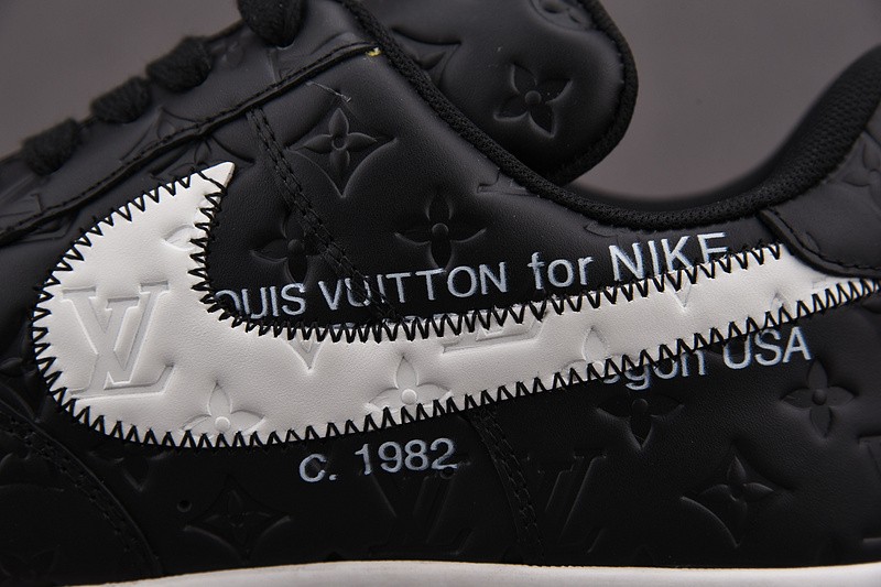 NIKE LOW AIR FORCE 1 X LV black