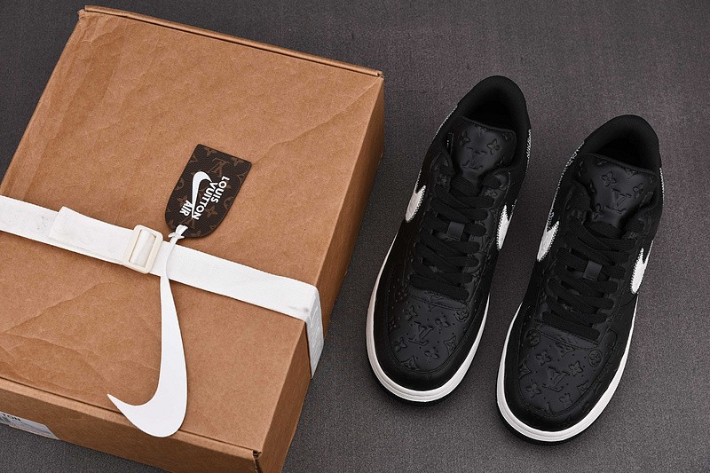 NIKE LOW AIR FORCE 1 X LV black