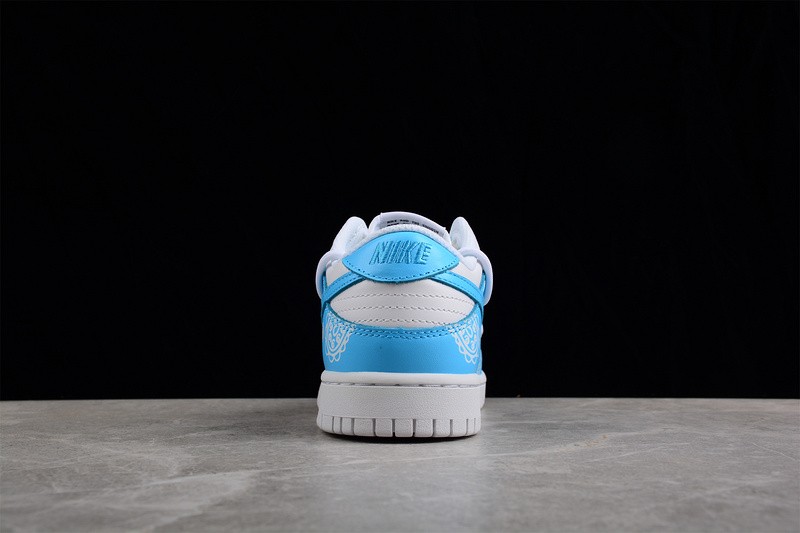 Nike Dunk Low “TRIPLE WHITE“ DD1504-109