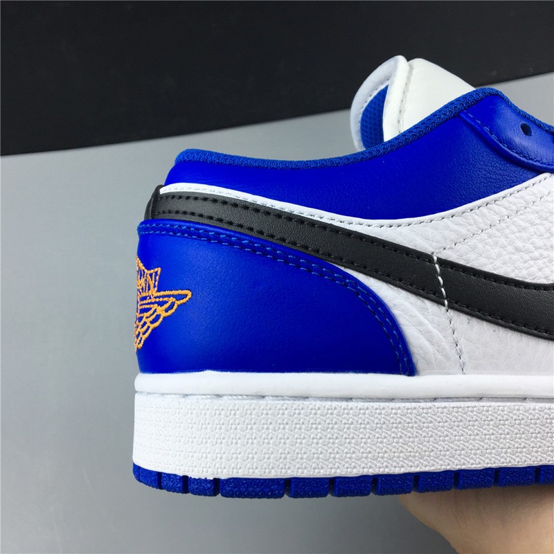 Air Jordan 1 Retro Low 