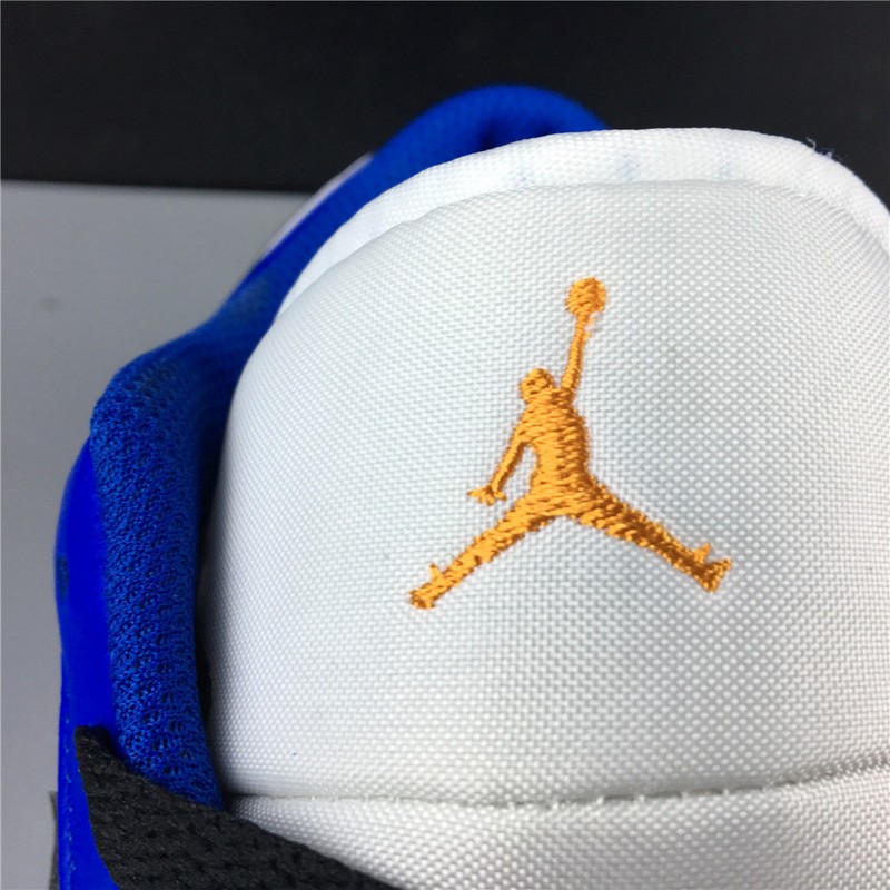 Air Jordan 1 Retro Low 