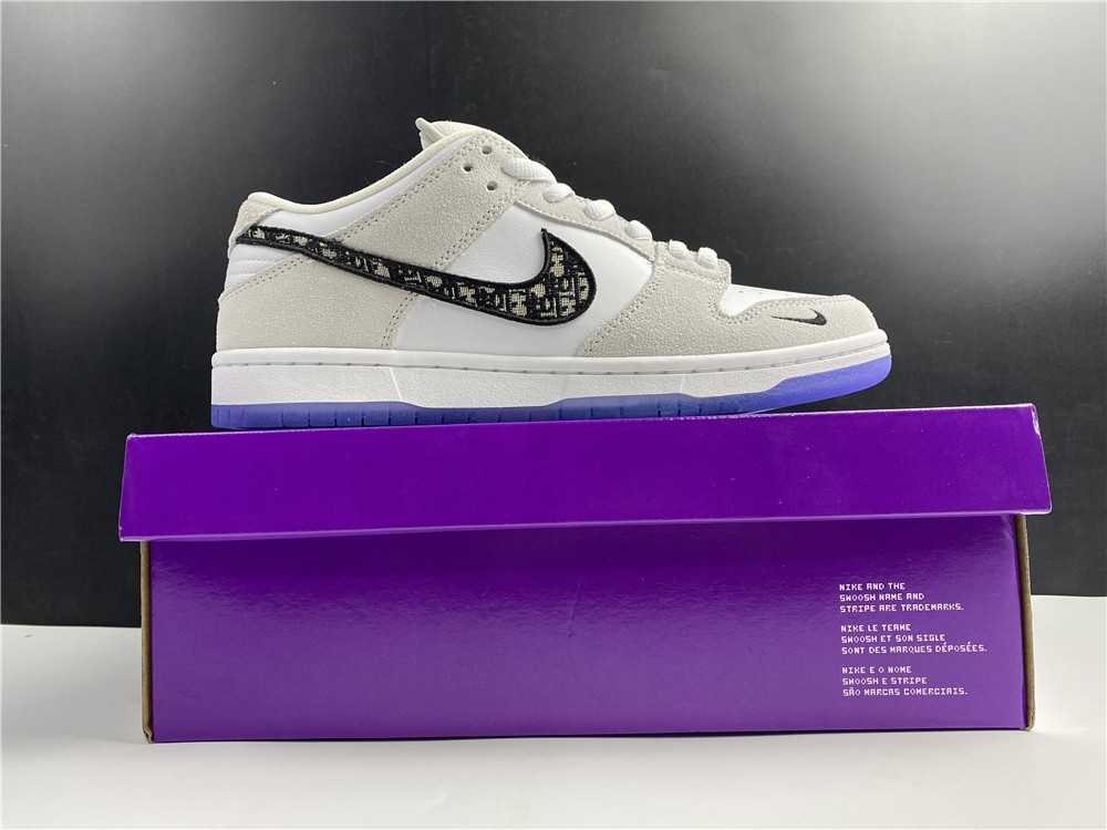 Nike SB Dunk Low Takashi BQ6817-002