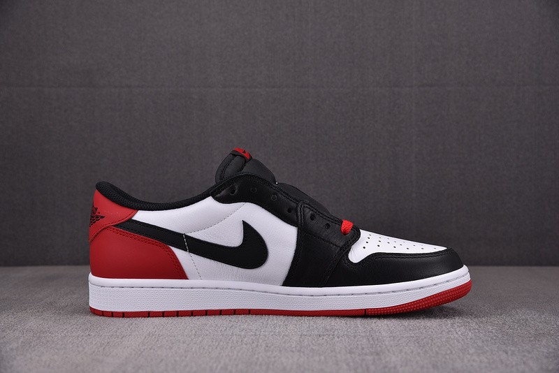 air Jordan 1 Retro Low OG Black Toe CZ0790-106