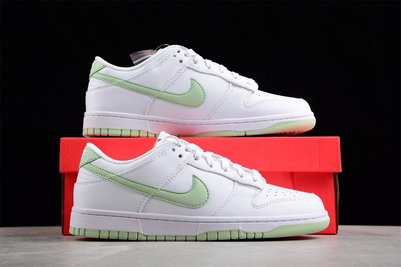 Nike Dunk Low Honeydew DV0831-105