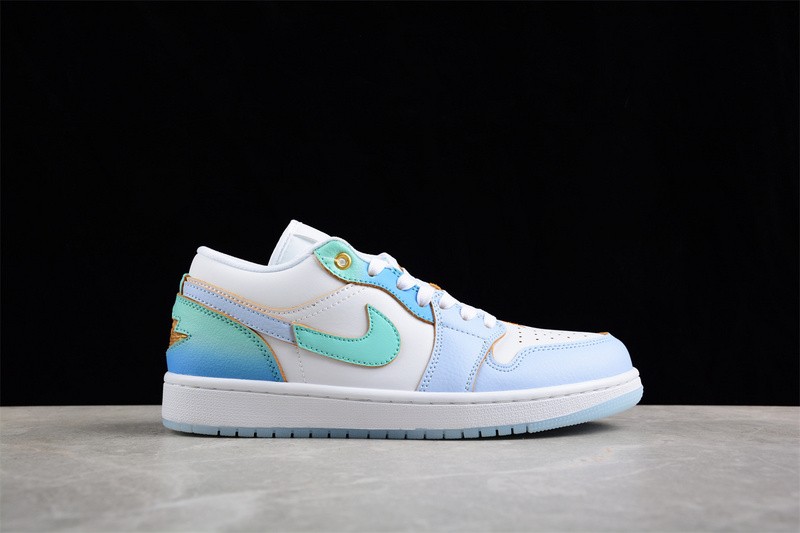 Air Jordan 1 Low SE Emerald Rise FN8899-131