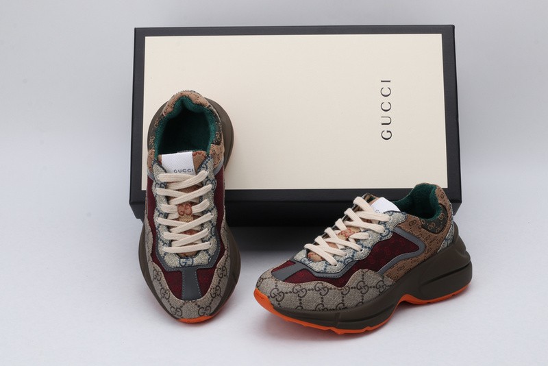 G*u*i* Trainer Sneaker84
