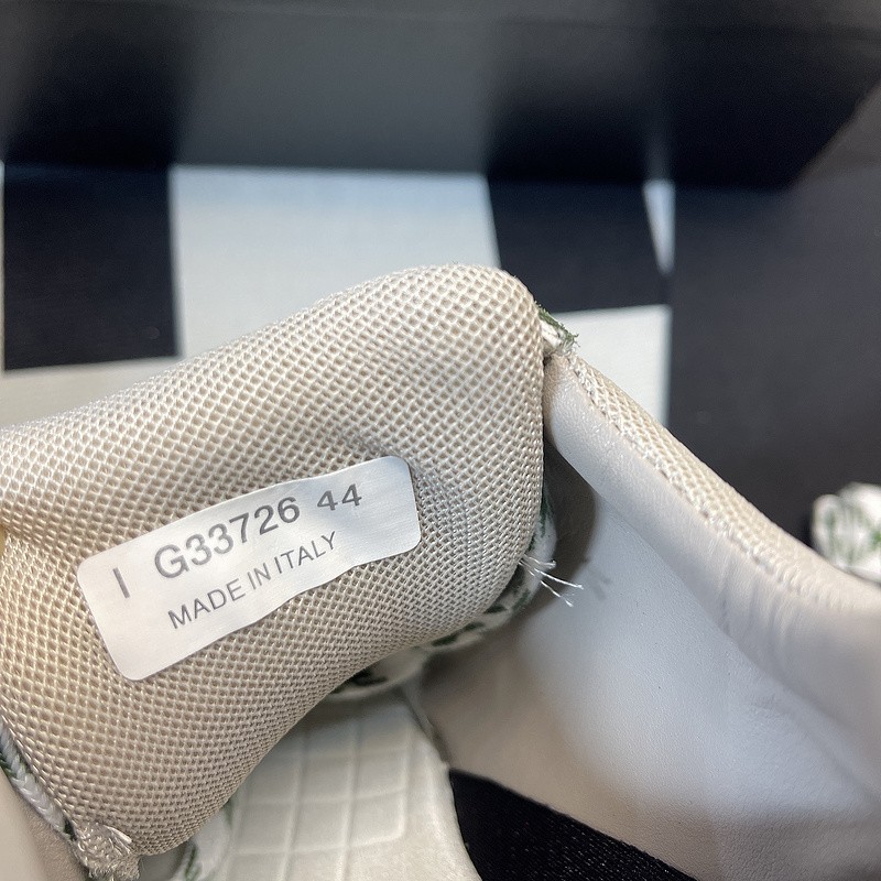 Chane* snekaers C000018