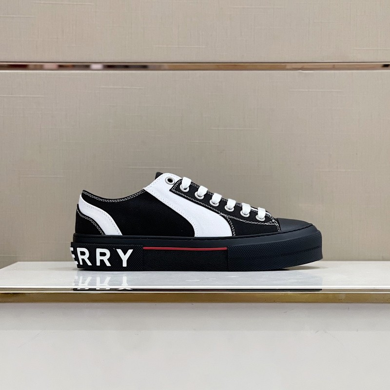 Burber*y sneakers B000016