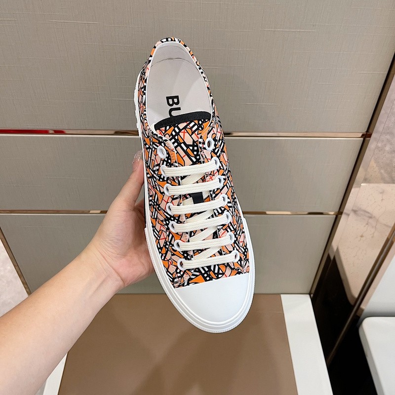 Burber*y sneakers B000012